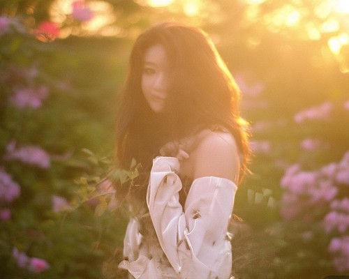 2023年微创双眼皮价格大揭秘！这些因素决定你的账单金额